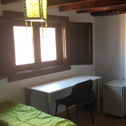 Image 2 - Hostal Miguel de Cervantes, Calle Imagen, 12, 28801 Alcalá de Henares, Spain - Room for rent