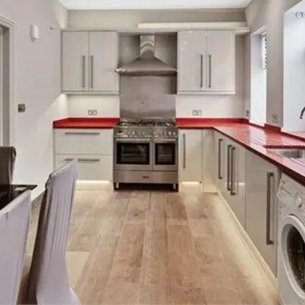 Image 1 - Midland Terrace, London, NW2 6QH, United Kingdom - Apartment for rent