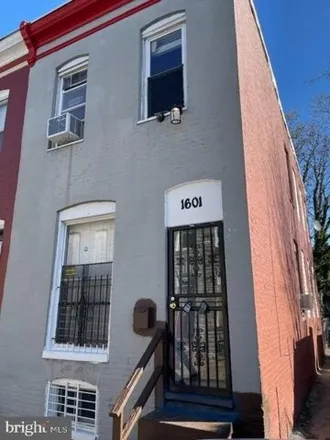 Buy this 4 bed house on 1601 North Chapel Street in Baltimore, MD 21213