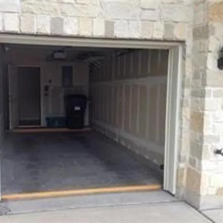 Image 4 - 1900 Scofield Ridge Parkway, Austin, TX 78727, USA - Condo for rent