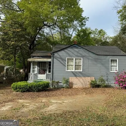 Buy this 2 bed house on 934 Central Avenue in Dublin, GA 31021
