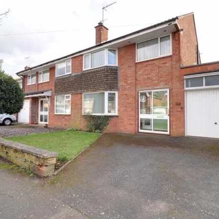 Buy this 3 bed duplex on Sidmouth Avenue in Walton on the Hill, ST17 0HG