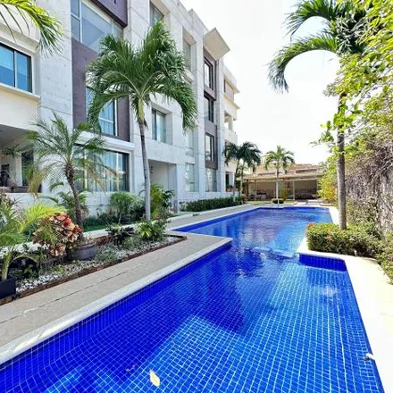 Rent this 3 bed apartment on Calle Bacalar in Smz 17, 77505 Cancún