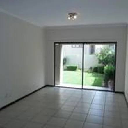 Image 2 - Isipingo Road, Paulshof, Sandton, 2151, South Africa - Apartment for rent