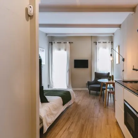 Image 5 - Carrer de les Freixures, 27, 08003 Barcelona, Spain - Apartment for rent