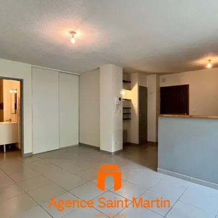 Rent this 1 bed apartment on 92 Rue Pierre Julien in 26200 Montélimar, France