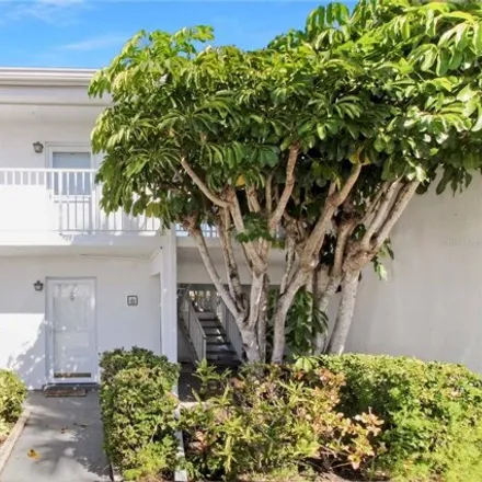 Buy this 1 bed condo on 914 Gibbs Road in Venice, FL 34285