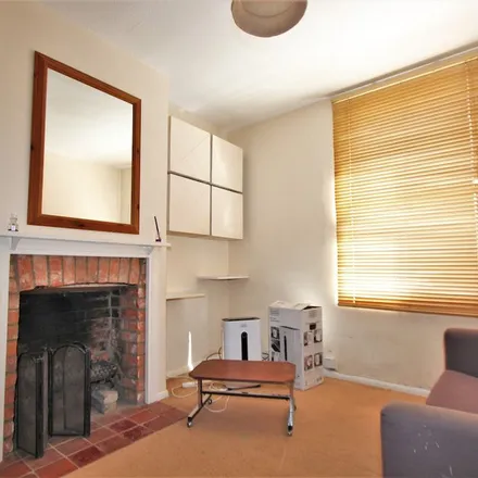 Rent this 2 bed apartment on 59-65 London Street in Katesgrove, Reading