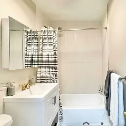 Rent this 3 bed apartment on 45 East 28th Street in New York, NY 10016