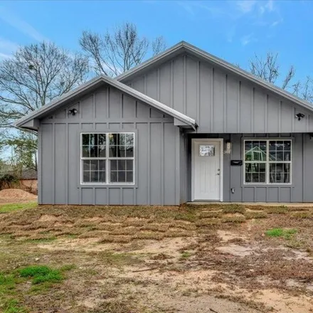 Buy this 3 bed house on 344 Humason Ave in Lufkin, Texas