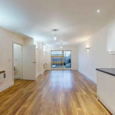 Rent this 2 bed apartment on Home Fix in Normanshire Drive, London
