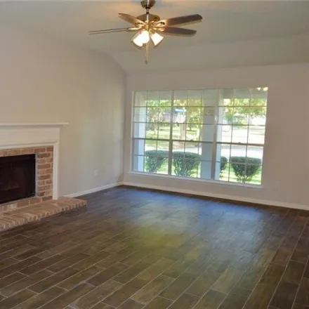 Image 2 - 4531 Pioneer Trail, Sugar Land, TX 77479, USA - House for rent