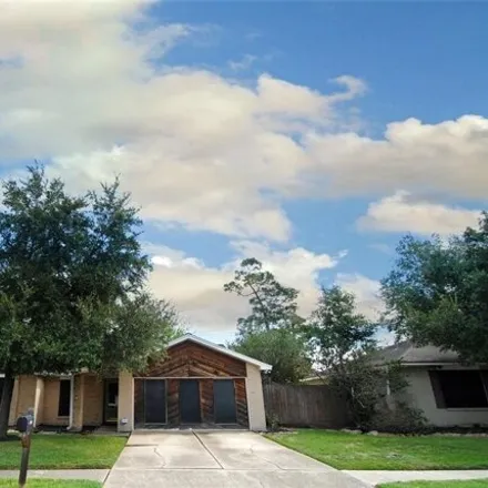 Buy this 3 bed house on 1386 Castle Glen Drive in Harris County, TX 77015
