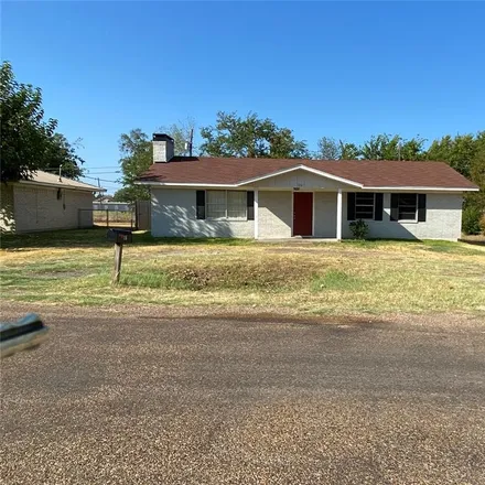 Image 4 - 115 McAnally Street, Mabank, TX 75147, USA - House for sale