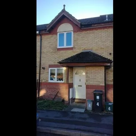 Rent this 3 bed townhouse on 4 Palmers Leaze in Bristol, BS32 0HE