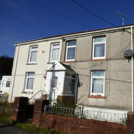 Buy this 3 bed duplex on New Road in Cilfrew, SA10 8LL