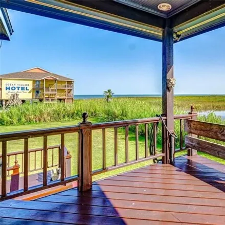 Image 5 - Ocean Village Hotel, Francis Cove, Surfside Beach, Brazoria County, TX 77541, USA - House for sale