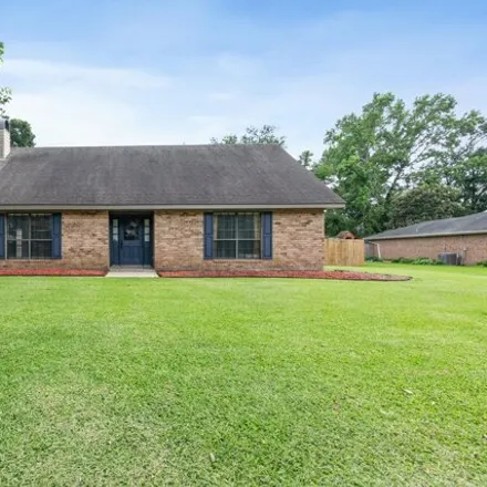 Buy this 4 bed house on 171 Triangle Circle in Milton, Lafayette Parish