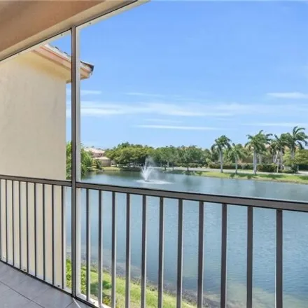 Image 3 - 15440 Bellamar Circle, Fort Myers Beach, Lee County, FL 33908, USA - Condo for sale
