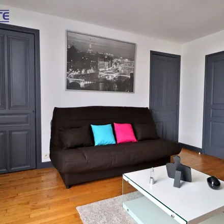 Rent this 1 bed apartment on 265 Rue du Faubourg Croncels in 10000 Troyes, France