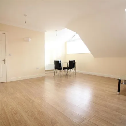 Image 3 - Bennett's Yard, London, UB8 1AD, United Kingdom - Apartment for rent