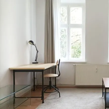 Rent this studio apartment on Hausburgschule / Staatliche Europaschule Deutsch-Spanisch in Ebertystraße, 10249 Berlin