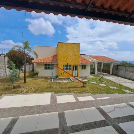 Buy this 3 bed house on Avenida Cañada de Negros in 36420 Cañada de Negros, GUA