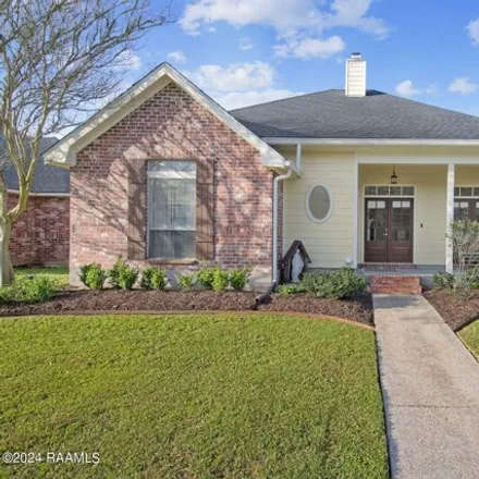 Buy this 3 bed house on 747 Southlake Circle in Youngsville, LA 70592