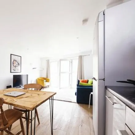Image 7 - Brixton Water Lane, London, SW2 1BF, United Kingdom - Apartment for sale