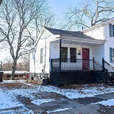 Buy this 2 bed house on 163 North Center Street in Adrian, MI 49221