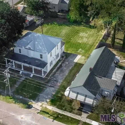 Buy this 6 bed house on 372 Franklin Avenue in Napoleonville, Assumption Parish