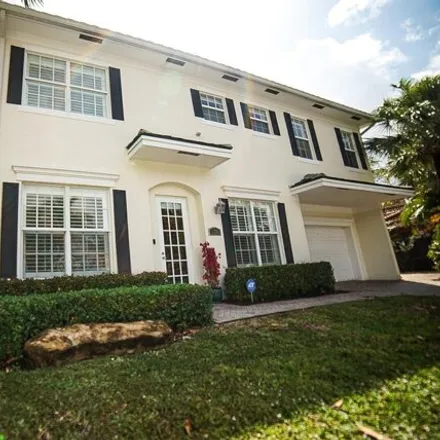 Image 1 - 1192 Northeast 17th Way, Fort Lauderdale, FL 33304, USA - House for sale