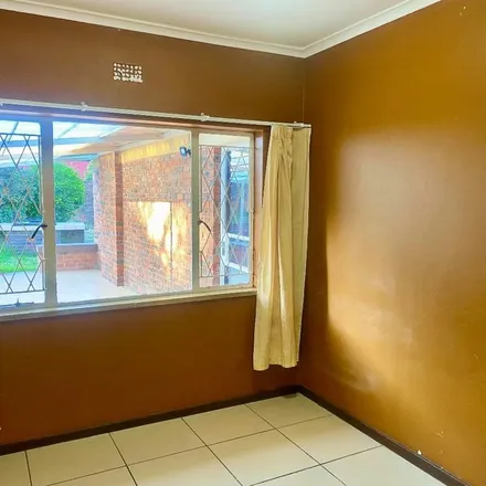 Image 5 - Church Street, Johannesburg North, Randburg, 2155, South Africa - Apartment for rent