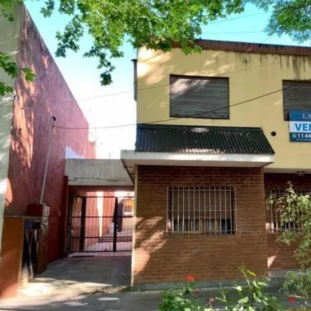 Buy this 2 bed house on Tucumán 484 in Quilmes Este, Quilmes