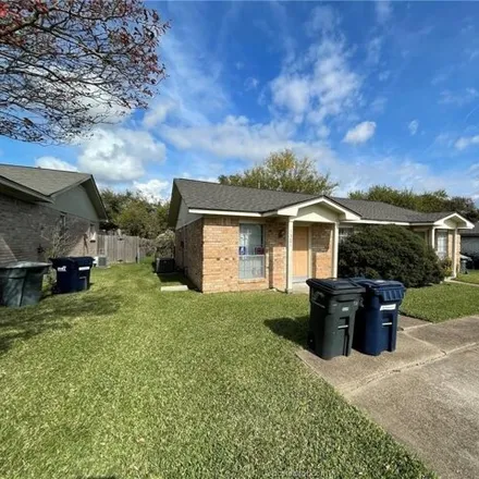 Rent this 2 bed house on 1561 Hillside Drive in College Station, TX 77845