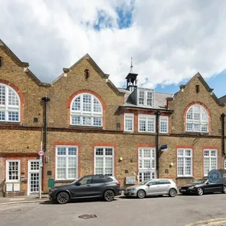 Rent this 3 bed apartment on Craven Gardens in London, SW19 8NS