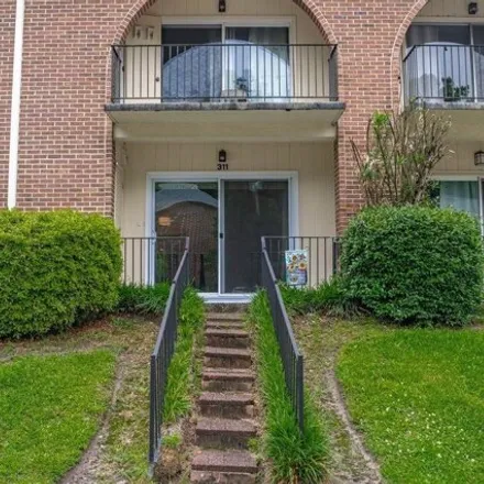 Buy this 2 bed condo on 158 Percival Road in Forest Acres, Richland County