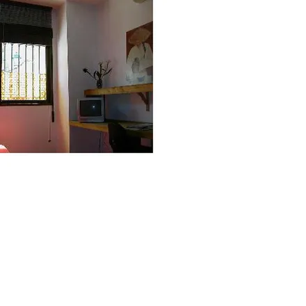 Rent this 1 bed apartment on Centro de Producción de Recursos para la Universidad Digital in Calle Real de Cartuja, 36-38
