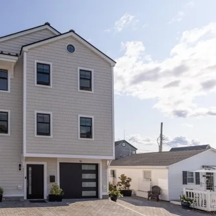 Rent this 3 bed house on 16 Boars Head Ter in Hampton, New Hampshire