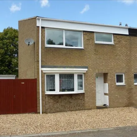 Rent this 3 bed house on Flitton Court in Stony Stratford, MK11 1PB