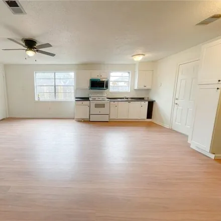 Image 3 - 2016 James Drive, Marrero, LA 70072, USA - House for sale