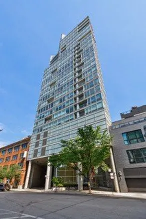Rent this 1 bed condo on Erie on the Park in 510 West Huron Street, Chicago