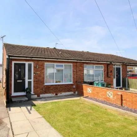 Buy this 2 bed house on Llys Caradog in Towyn, LL22 9PG