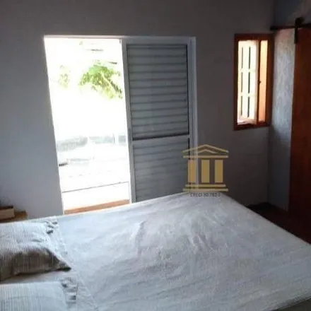 Buy this 2 bed house on Rua Rio Guaíba in Jardim Paraíso do Sol, São José dos Campos - SP