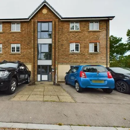 Buy this 2 bed apartment on Westfield Gardens in Newport, NP20 6PW