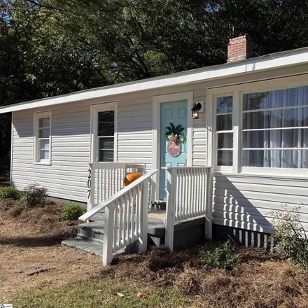 Buy this 3 bed house on 207 Pridmore Street in Laurens, SC 29360