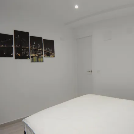 Rent this studio apartment on Madrid in Calle de Berruguete, 30