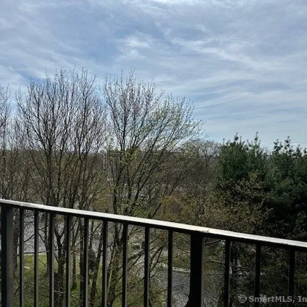 Image 1 - The Inwood, 3200 Park Avenue, Toilsome Hill, Bridgeport, CT 06604, USA - Condo for sale