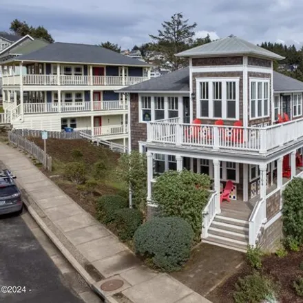 Buy this 4 bed house on 2764 Southwest Anchor Avenue in Lincoln City, OR 97367