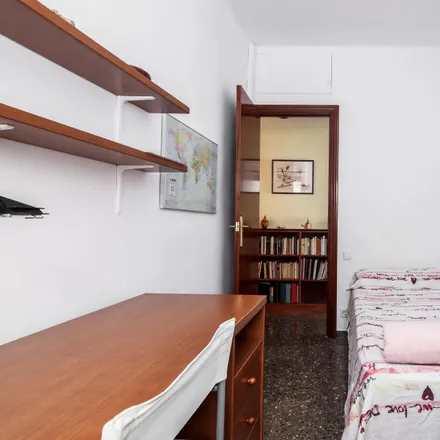 Image 2 - Carrer de Nàpols, 171, 08013 Barcelona, Spain - Room for rent